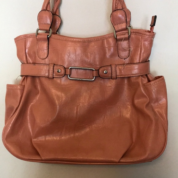 Peach Purse - Picture 2 of 6